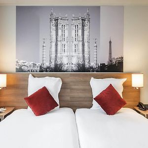 Studio Lit King-Size